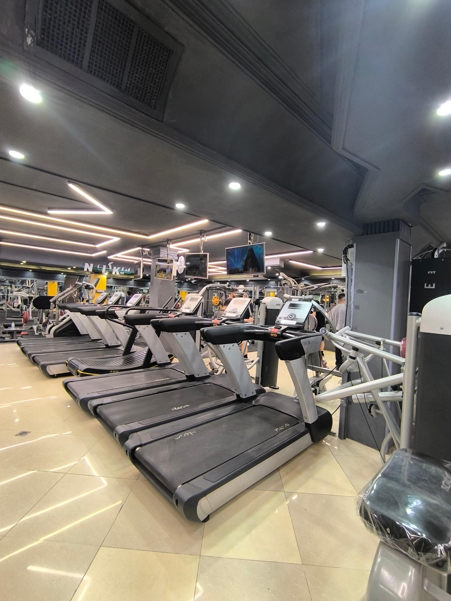 عکس باشگاه بدنسازی نیک اسپرت