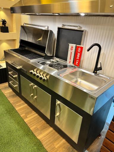 عکس شومینه و باربیکیو تاج