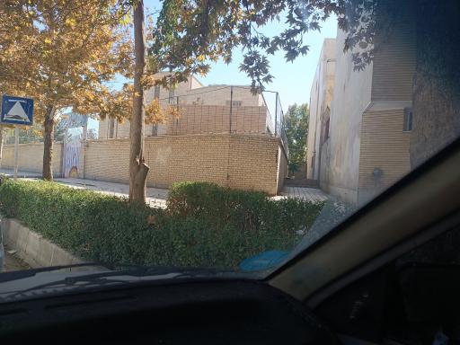 عکس دبستان لاله های انقلاب