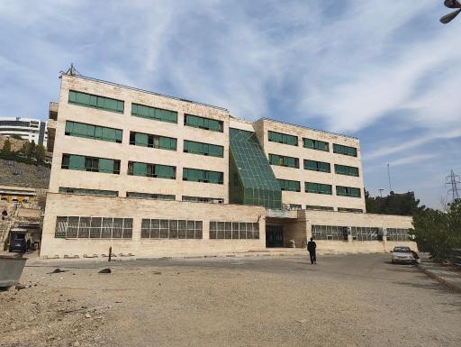 عکس دانشکده علوم انسانی علوم و تحقیقات