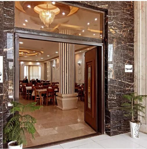 عکس رستوران و تالار عمارت نیل