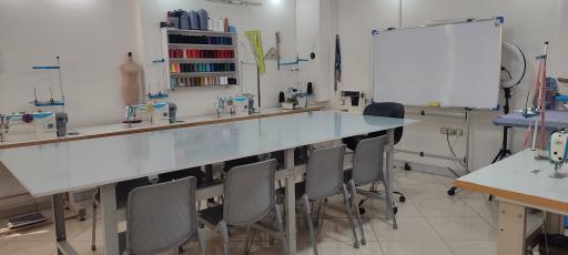 عکس آموزشگاه خیاطی زیلان