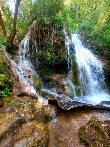 عکس آبشار آبگرمه