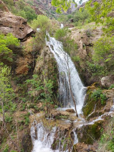 عکس آبشار آبگرمه