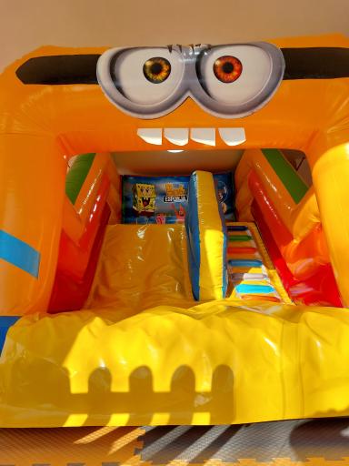 عکس خانه بازی رنگین کمان