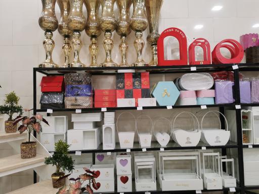 عکس قصر گل میخک (پخش گل غرب شعبه2)