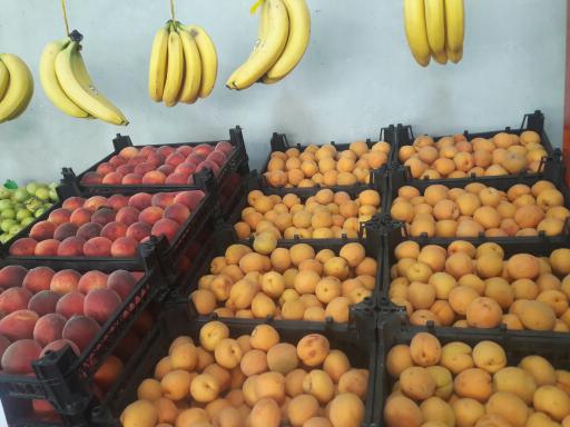 عکس میوه و سبزی کشاورز