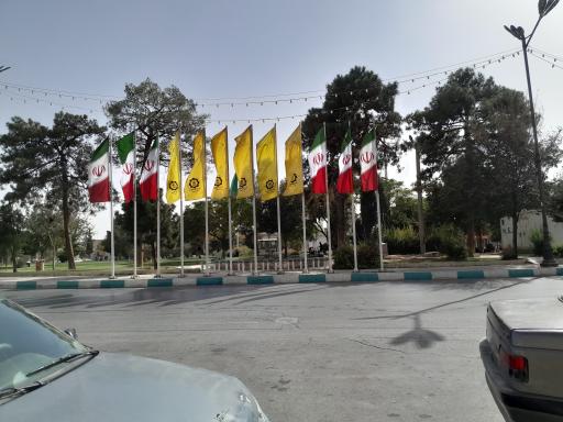 عکس میدان مشتاقیه