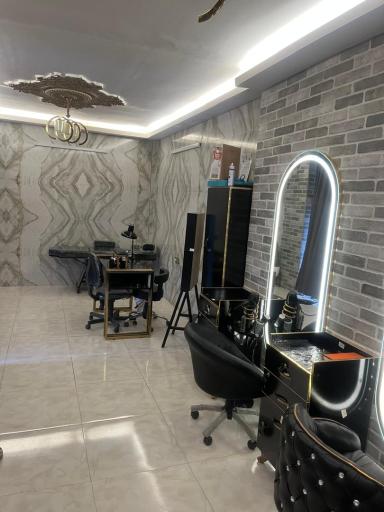 عکس سالن زیبایی سارا و فریبا