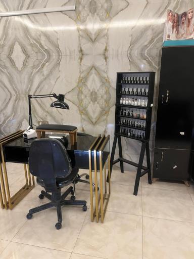 عکس سالن زیبایی سارا و فریبا