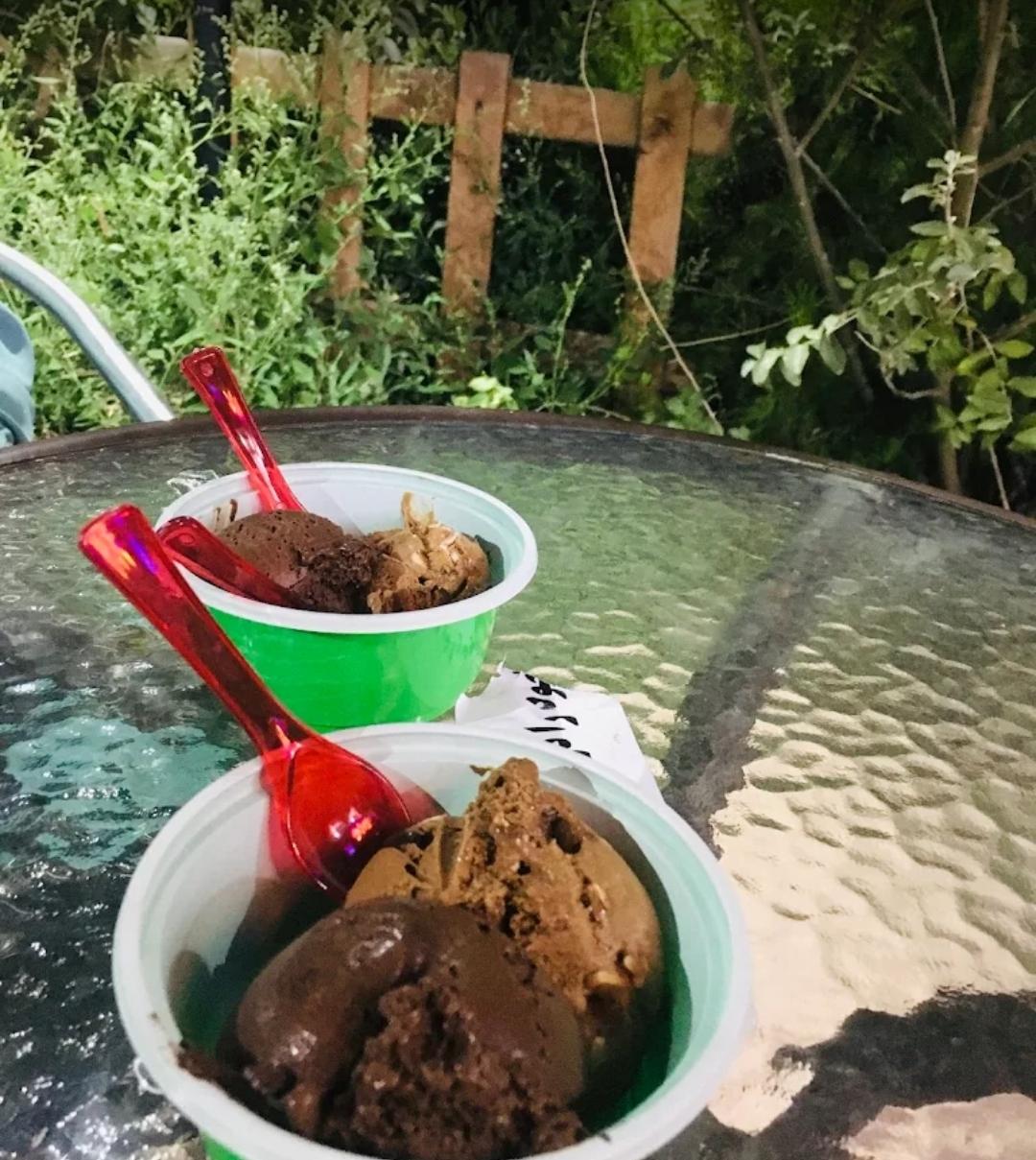 عکس بستنی شاتوت