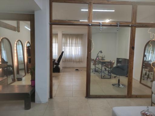 عکس سالن زیبایی ارغوان