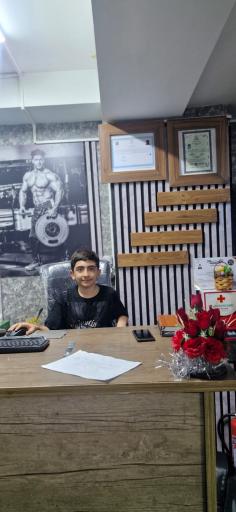 عکس باشگاه بدنسازی ققنوس