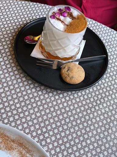 عکس کافه رستوران حوالی