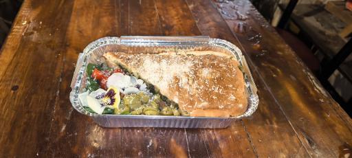 کافه‌ کتاب دال