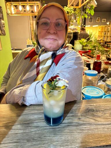 عکس کافه‌ کتاب دال