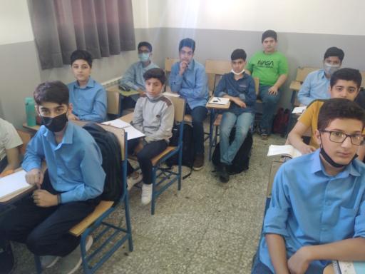 عکس دبیرستان غیردولتی پروفسور حسابی