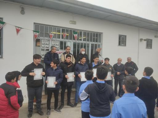 عکس دبیرستان غیردولتی پروفسور حسابی