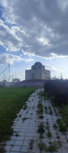 عکس میدان ملاصدرا 