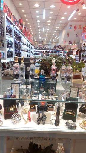 عکس گالری نقره و بدلیجات جنیکا