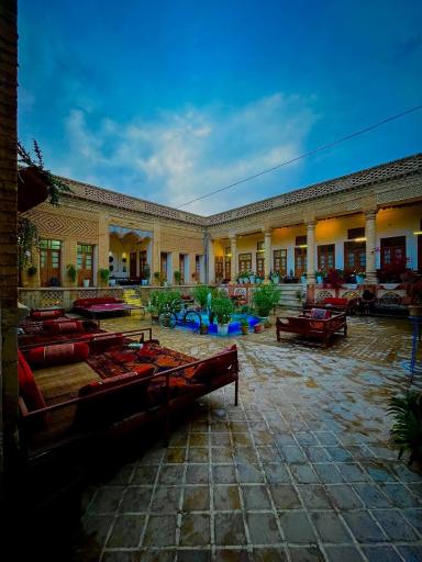 عکس عمارت خانه محسنی ها