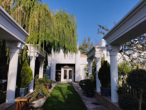 عکس باغ عمارت یوتاب