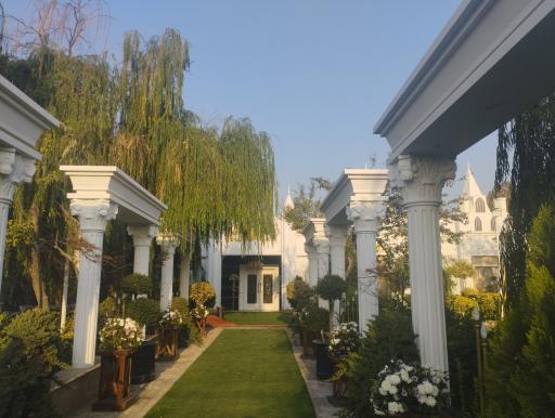 عکس باغ عمارت یوتاب