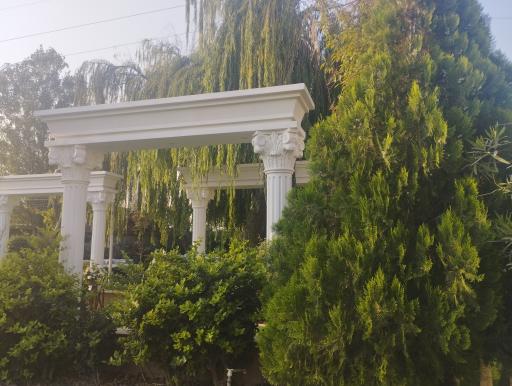 عکس باغ عمارت یوتاب