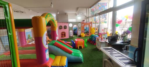 عکس شهر مشاغل و خانه بازی بیبی لند