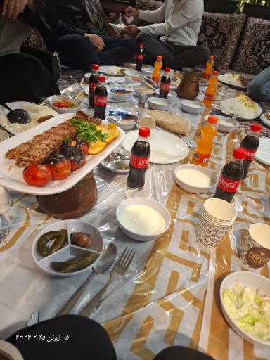 عکس رستوران ماهان شاندیز