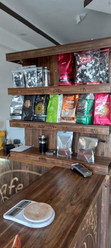 عکس کافی شاپ تولیپ