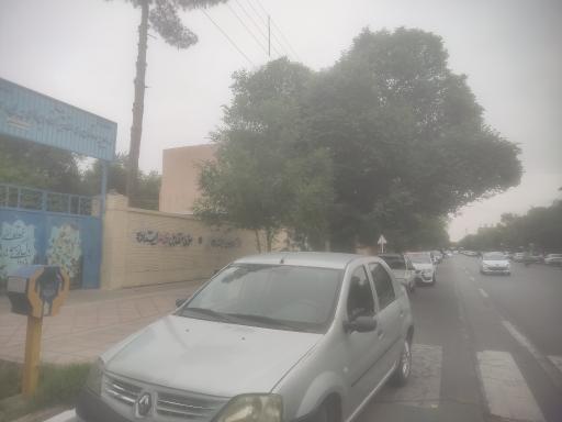 عکس دبیرستان دخترانه بهادری 