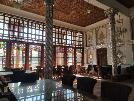 عکس عمارت شاه‌نشین 