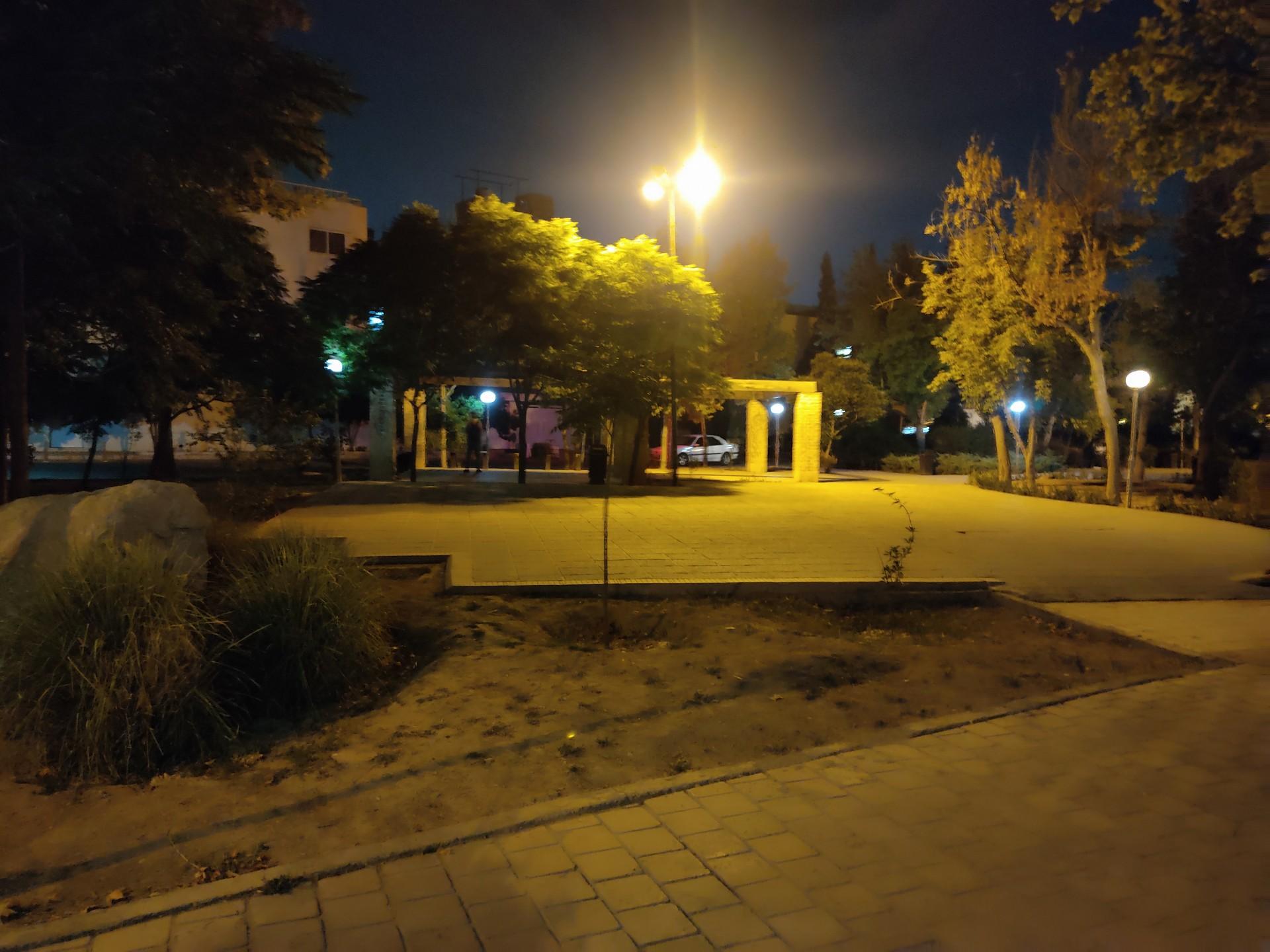 عکس پارک محله ای نیایش