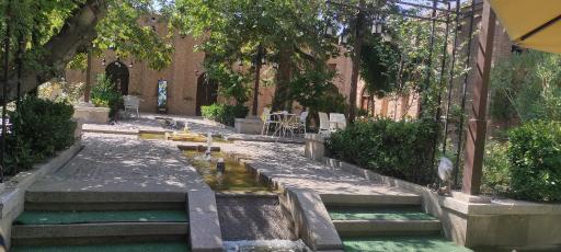 عکس هتل قهرمانی