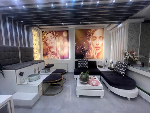 عکس سالن زیبایی رویا