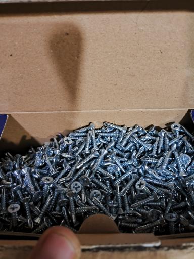 عکس فروشگاه پیچ و مهره حنفی 