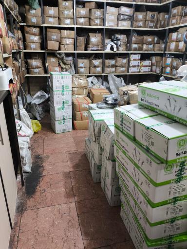 عکس فروشگاه پیچ و مهره حنفی 