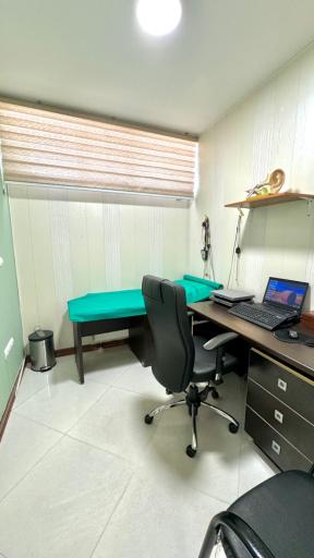 عکس شنوایی سنجی آوا