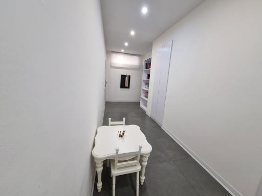 عکس پلی کلینیک روان درمانی والا