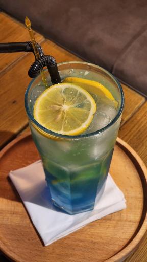 عکس کافی شاپ و فست فود موچی