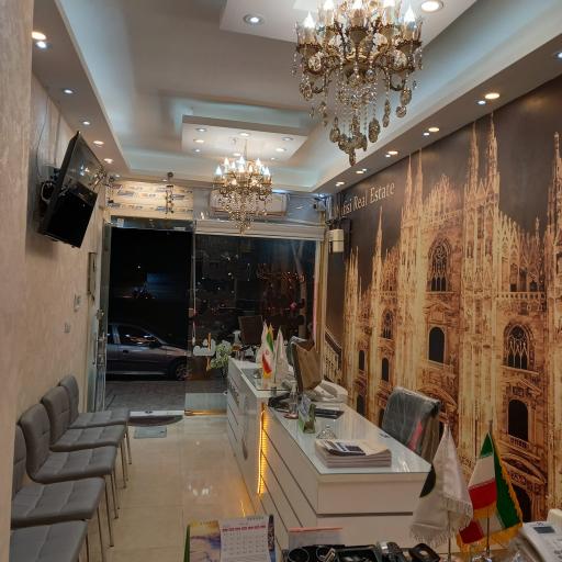 عکس گروه مشاورین املاک نفیسی