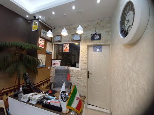 عکس گروه مشاورین املاک نفیسی