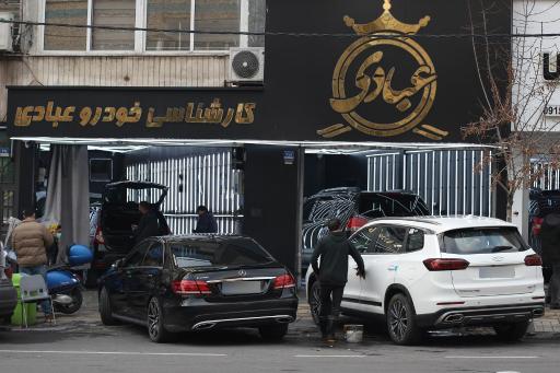 عکس کارشناسی خودرو عبادی شعبه سهروردی