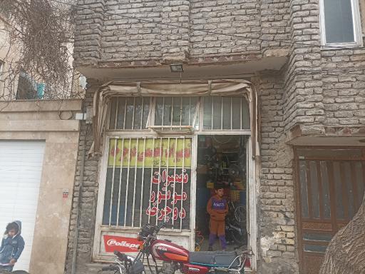 عکس موتور سازی پاکان