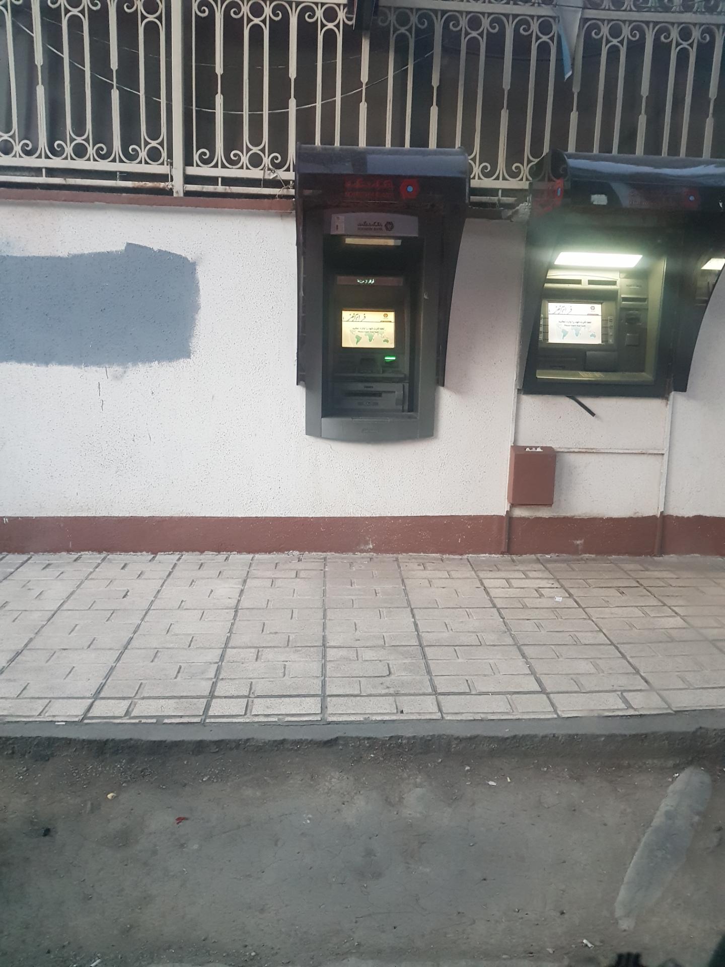 عکس خودپرداز بانک گردشگری