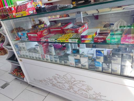 عکس سوپر مارکت رائینی