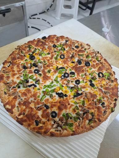 عکس پیتزا و پیتزا بعلبک لما