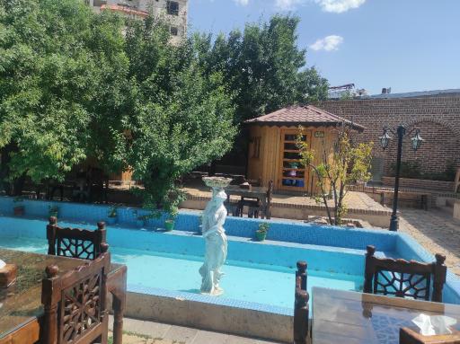 عکس کافه رستوران یارپاق