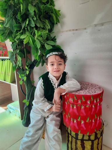 عکس مهدکودک قد و نیم قد